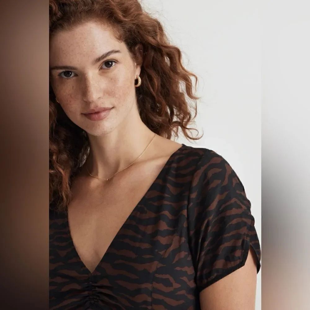 Madewell V-Neck Mini Dress in Abstract Animal - Picture 5 of 8